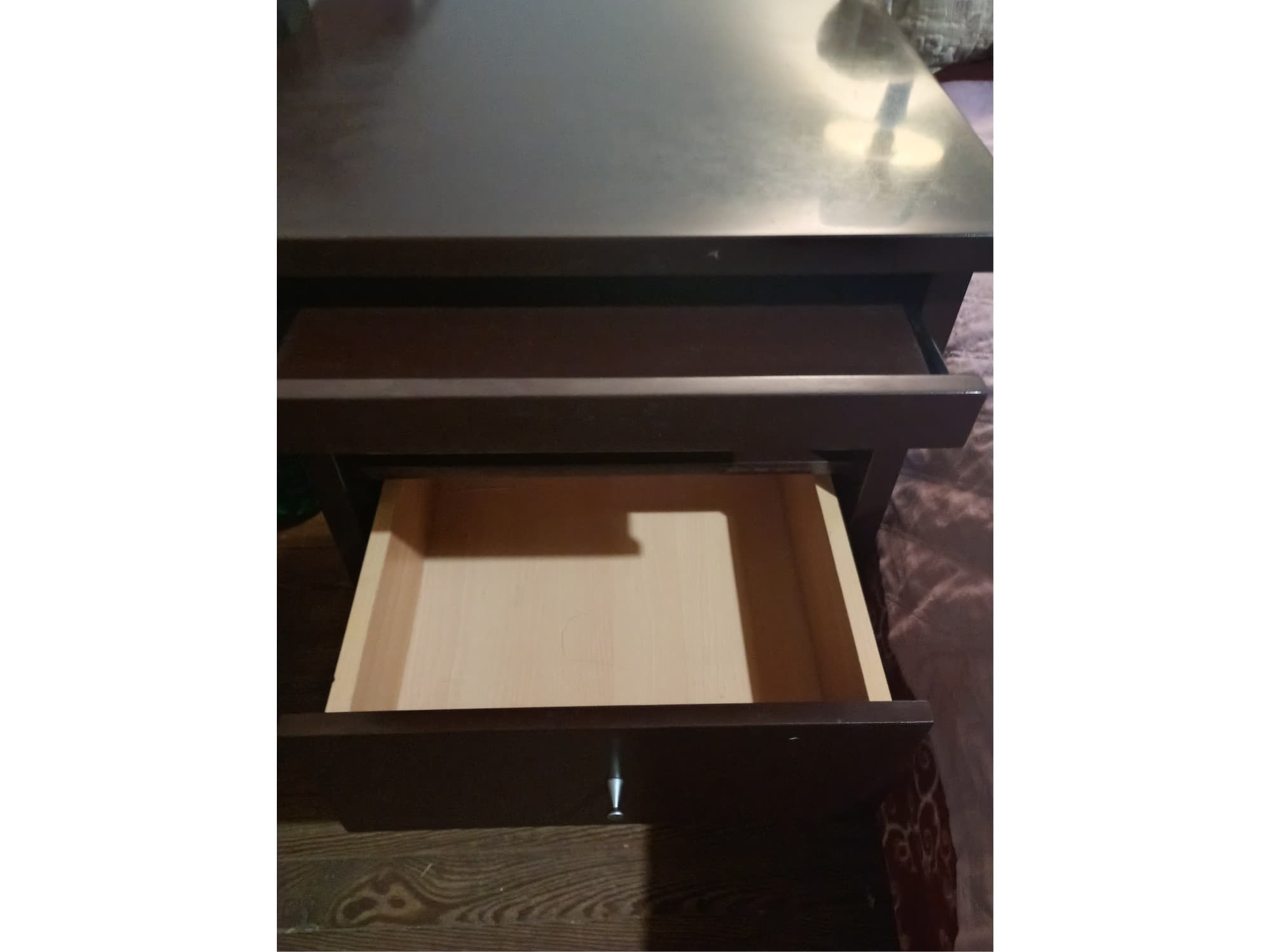 Mesa de luz con desayunador