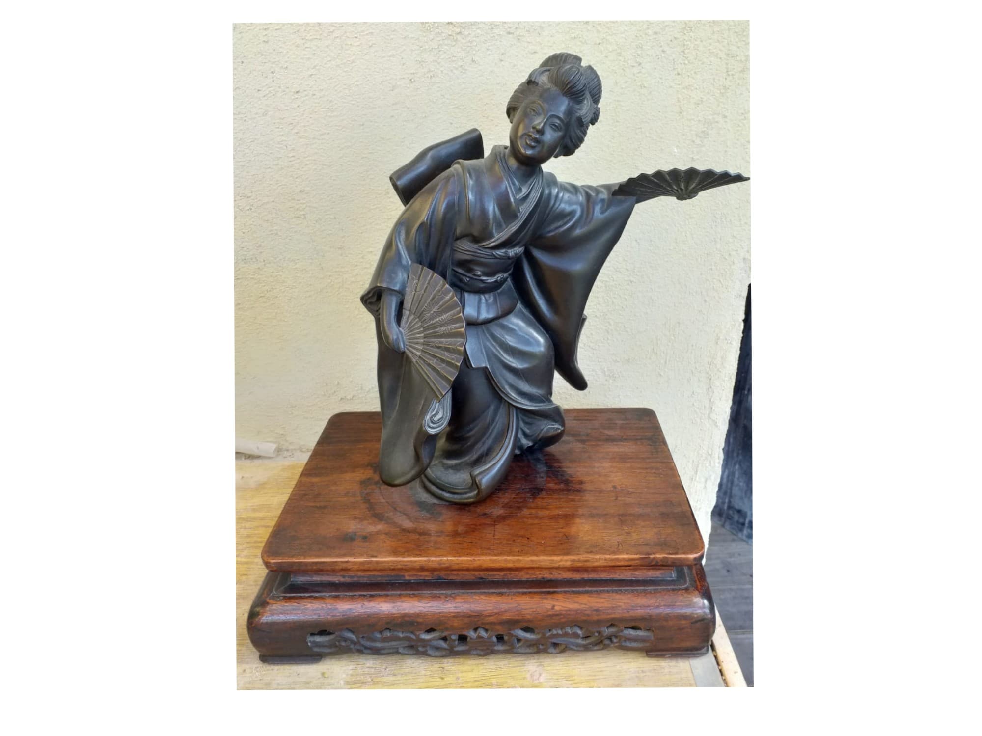 Estatua en bronce del siglo 19