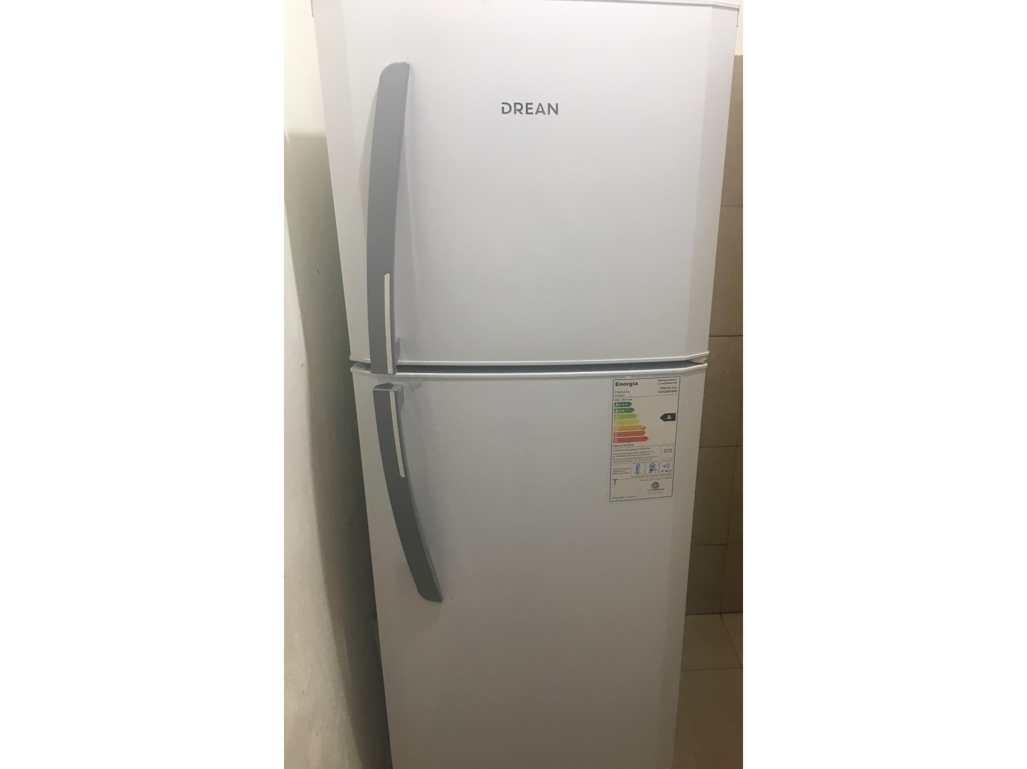 Heladera con freezer ciclica 277 blanca