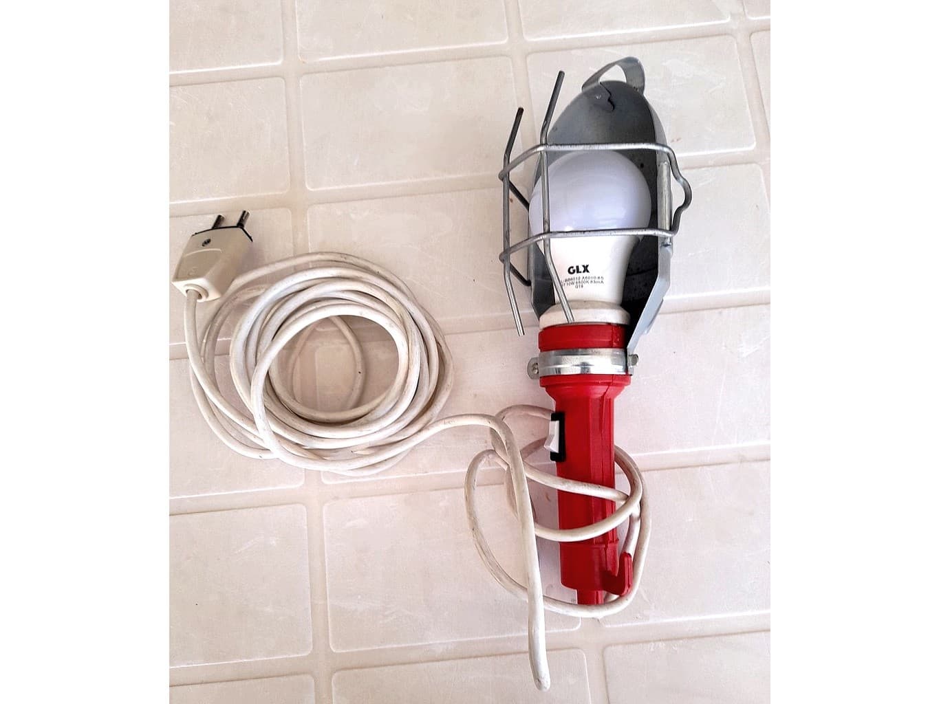 PORTA LAMPARA METALICO PORTATIL PARA USOS VARIOS