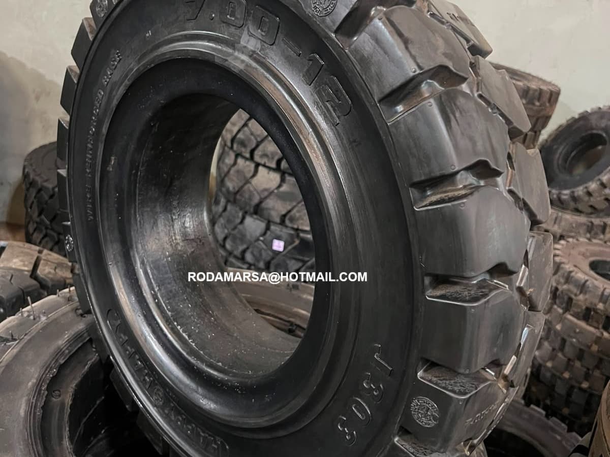 CUBIERTA maciza 600X9 WR IMPORTADA Rodamarsa tires