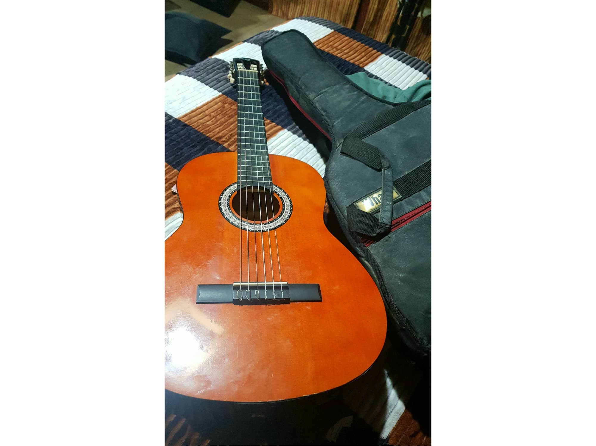 Guitarra criolla