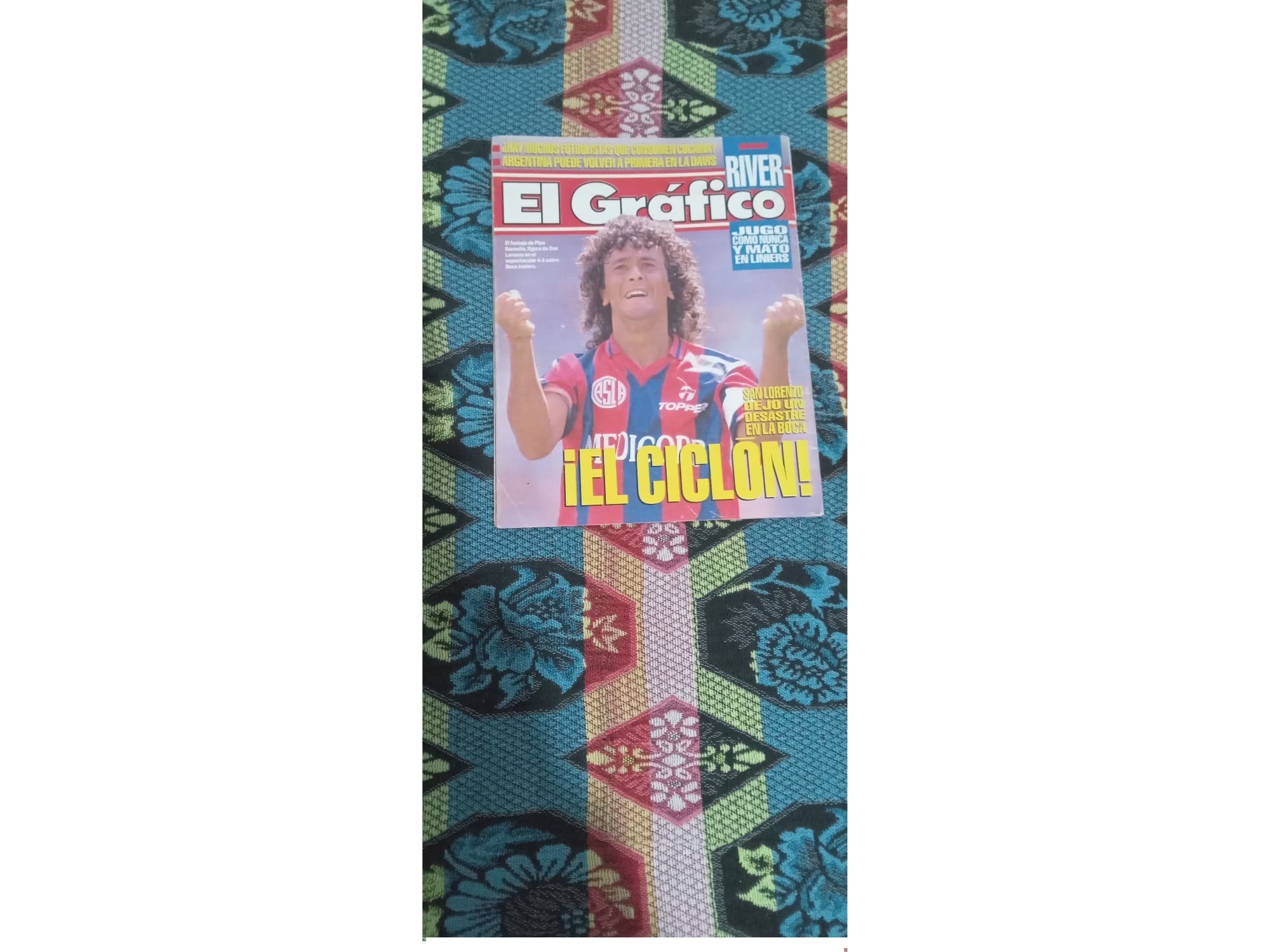 Vendo lote de 7 revistas de El Gráfico décadas del 80 y 90 de San Lorenzo de Almagro