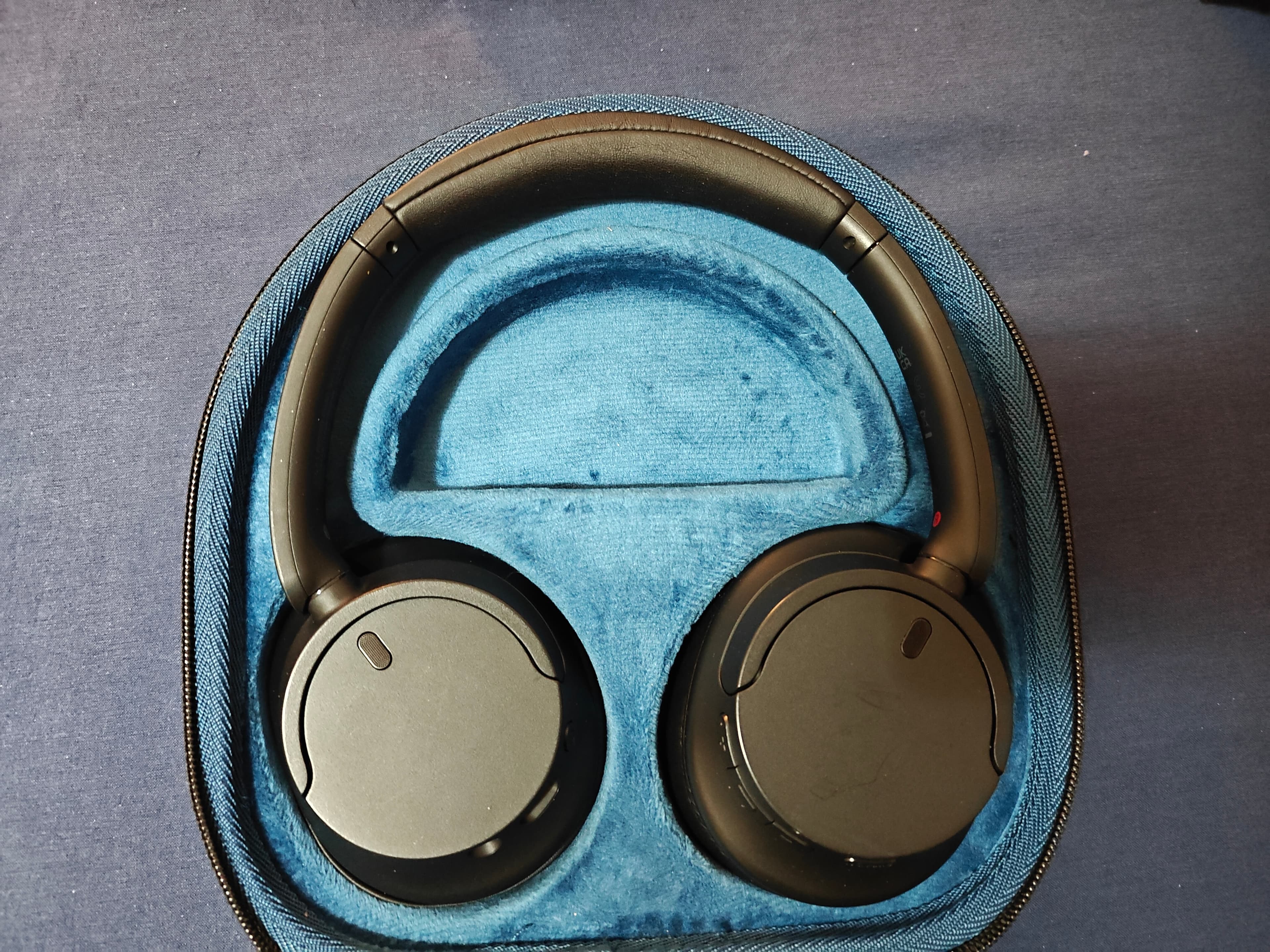 Sony WH-CH720N