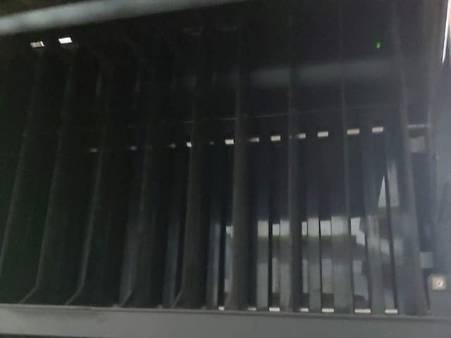 Cigarrera colgante usada