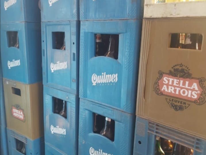 Oferta envases vacios + esqueletos cerveza por 30