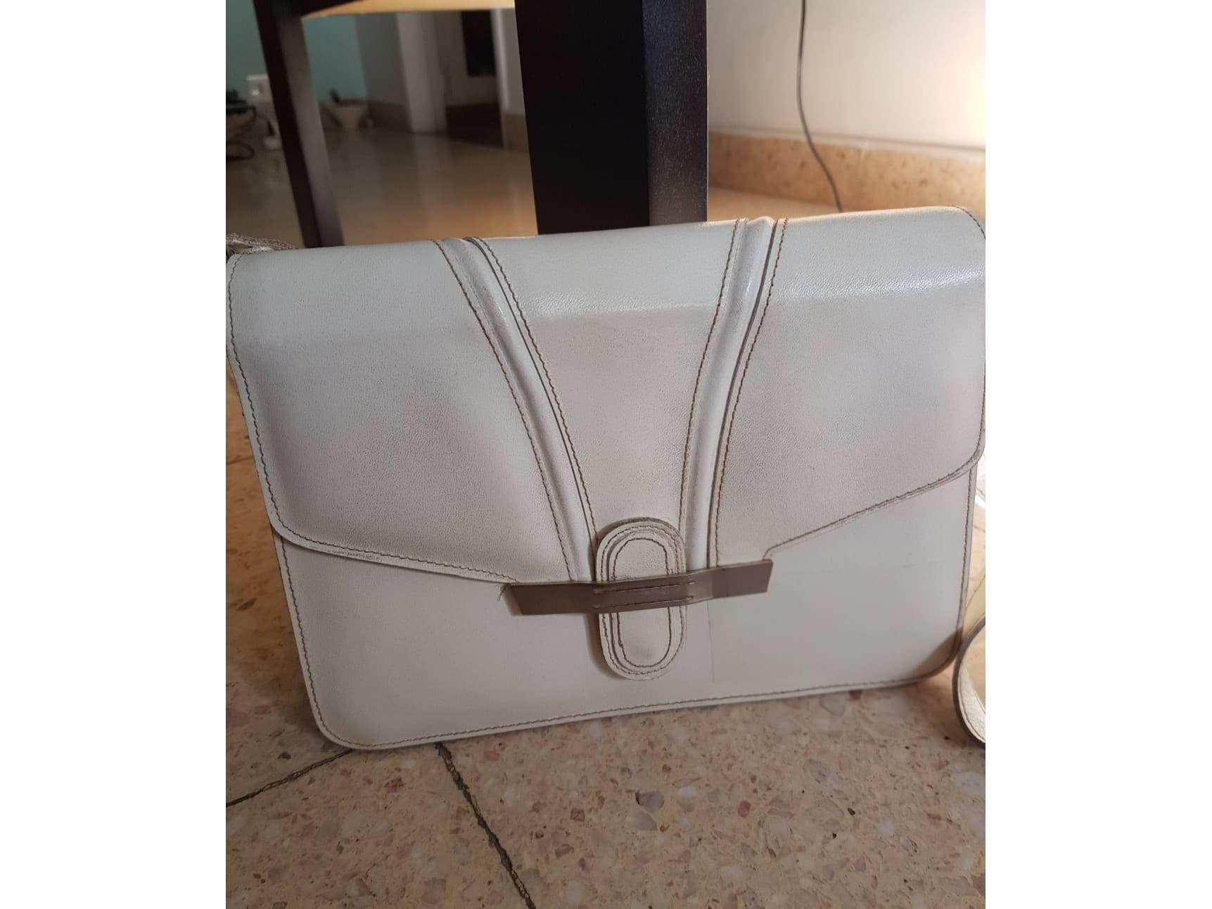 Cartera cuero