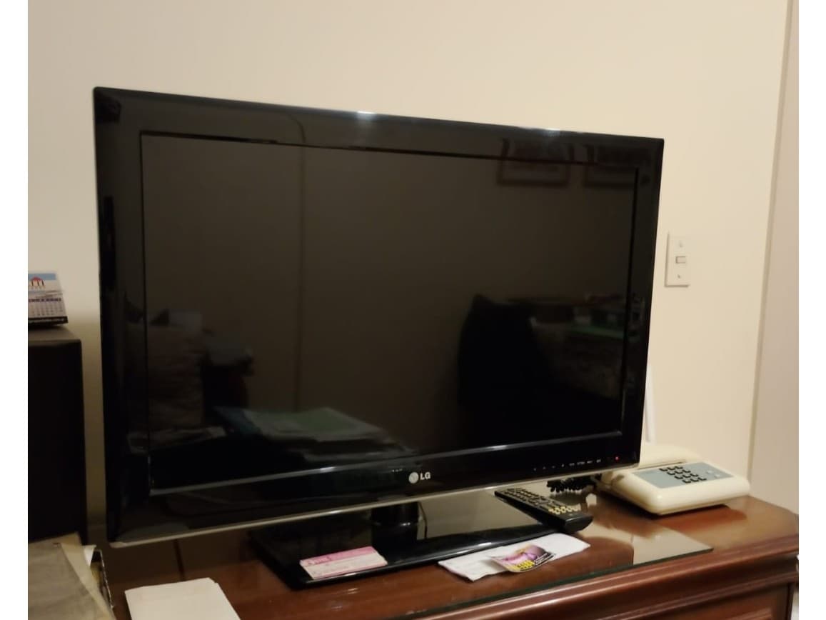 TV LG 32" LED
