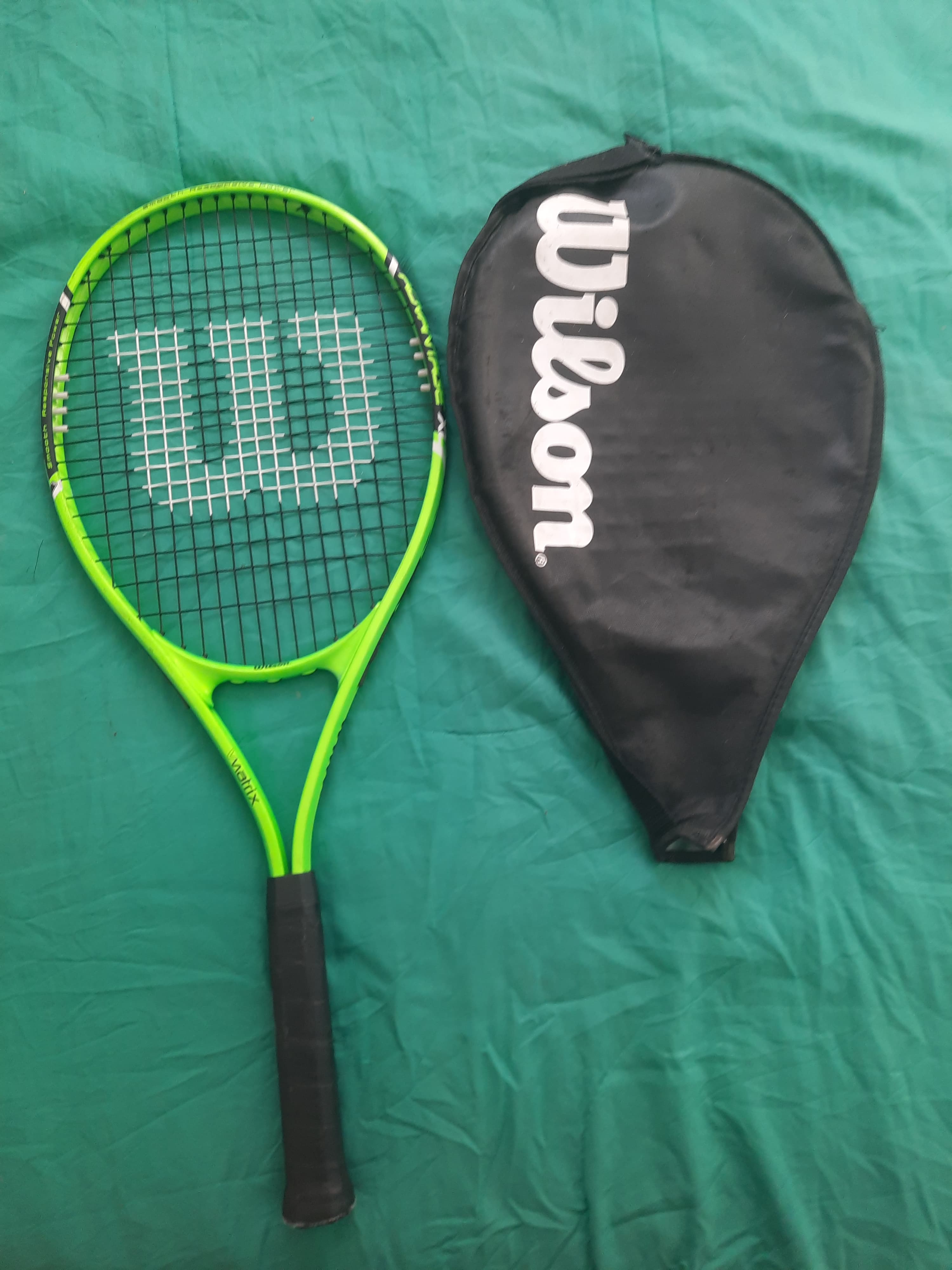 Vendo raqueta de tenis