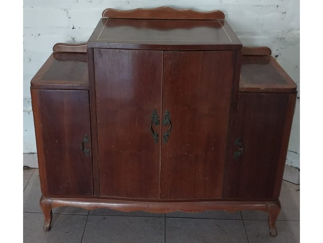 gabinete o bahtiuts vintage
