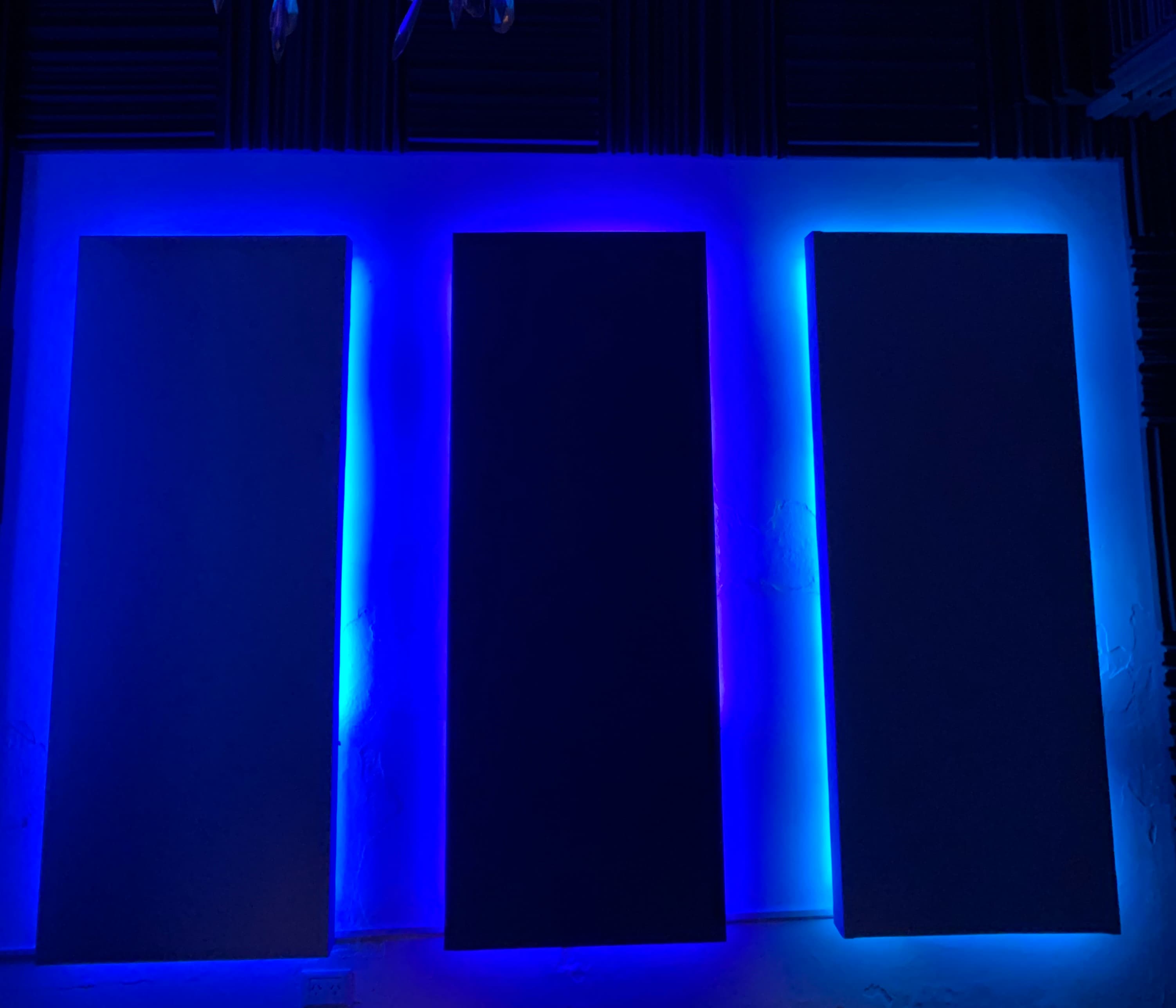 Paneles Acusticos entelados de 160x60 con LED RGB