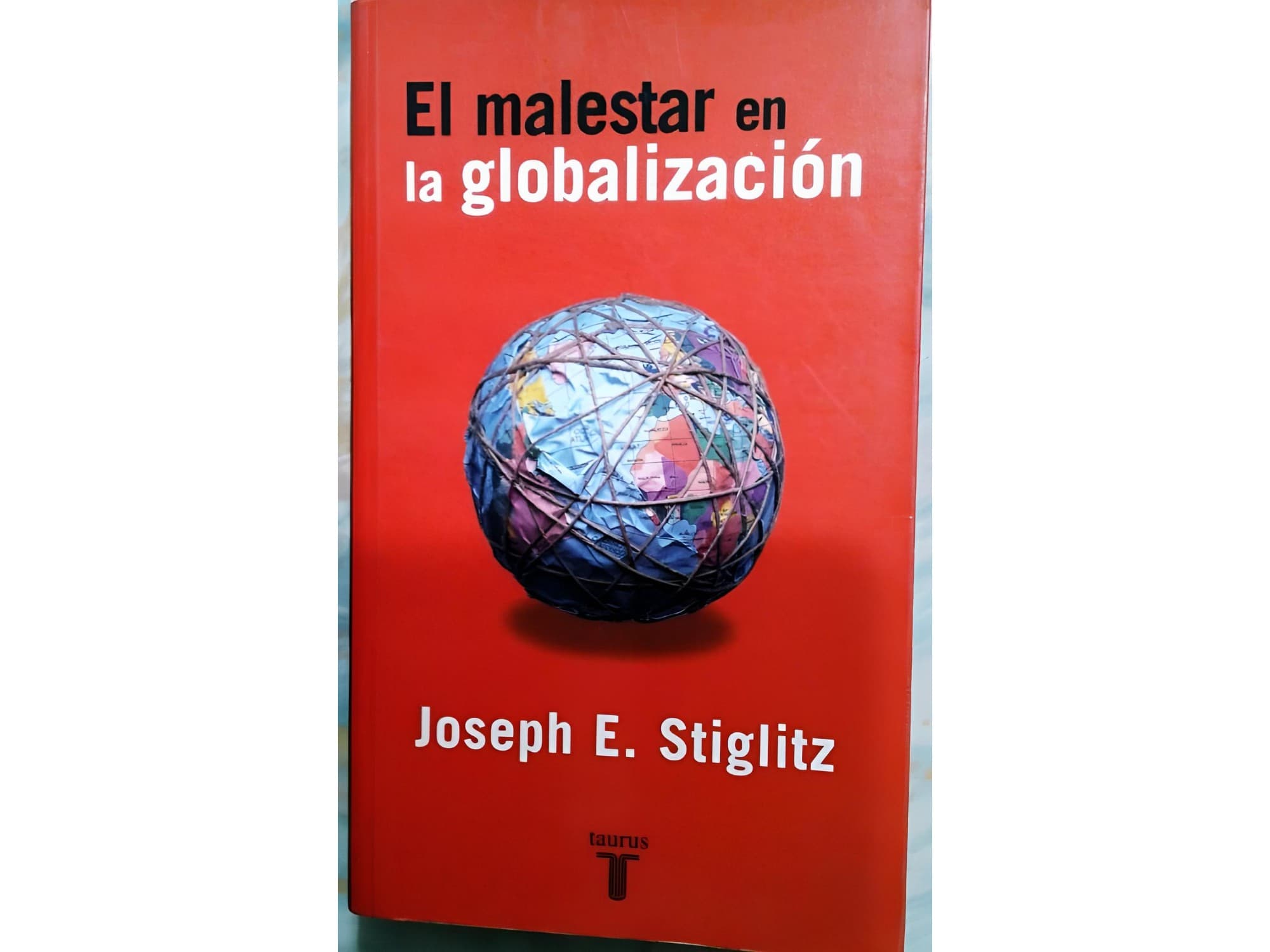 Ocho (8) libros usados en buen estado