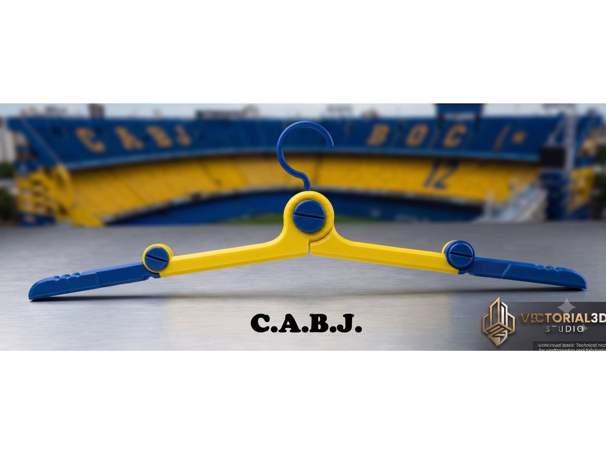 Percha plegable para los fanáticos del Club Atlético Boca Juniors, es ideal para viajes y hace juego con la camiseta del club de sus amores.