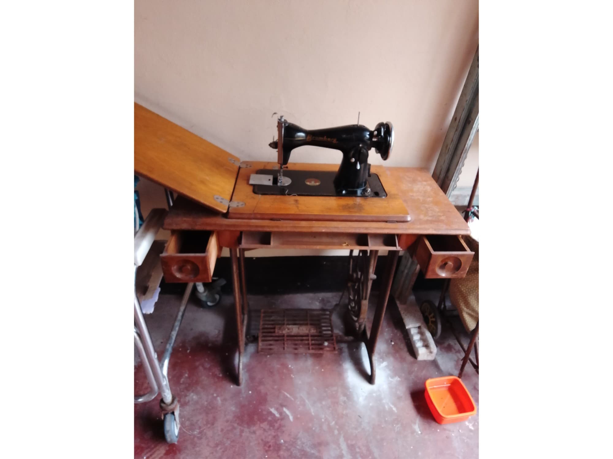 máquina de coser vintage