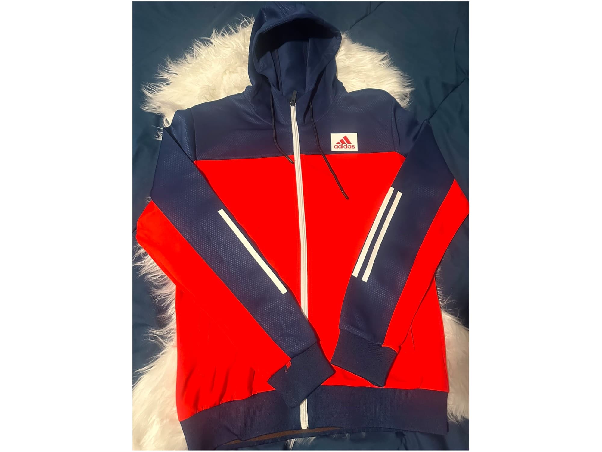 Vendo camperas deportivas nuevas Talle M