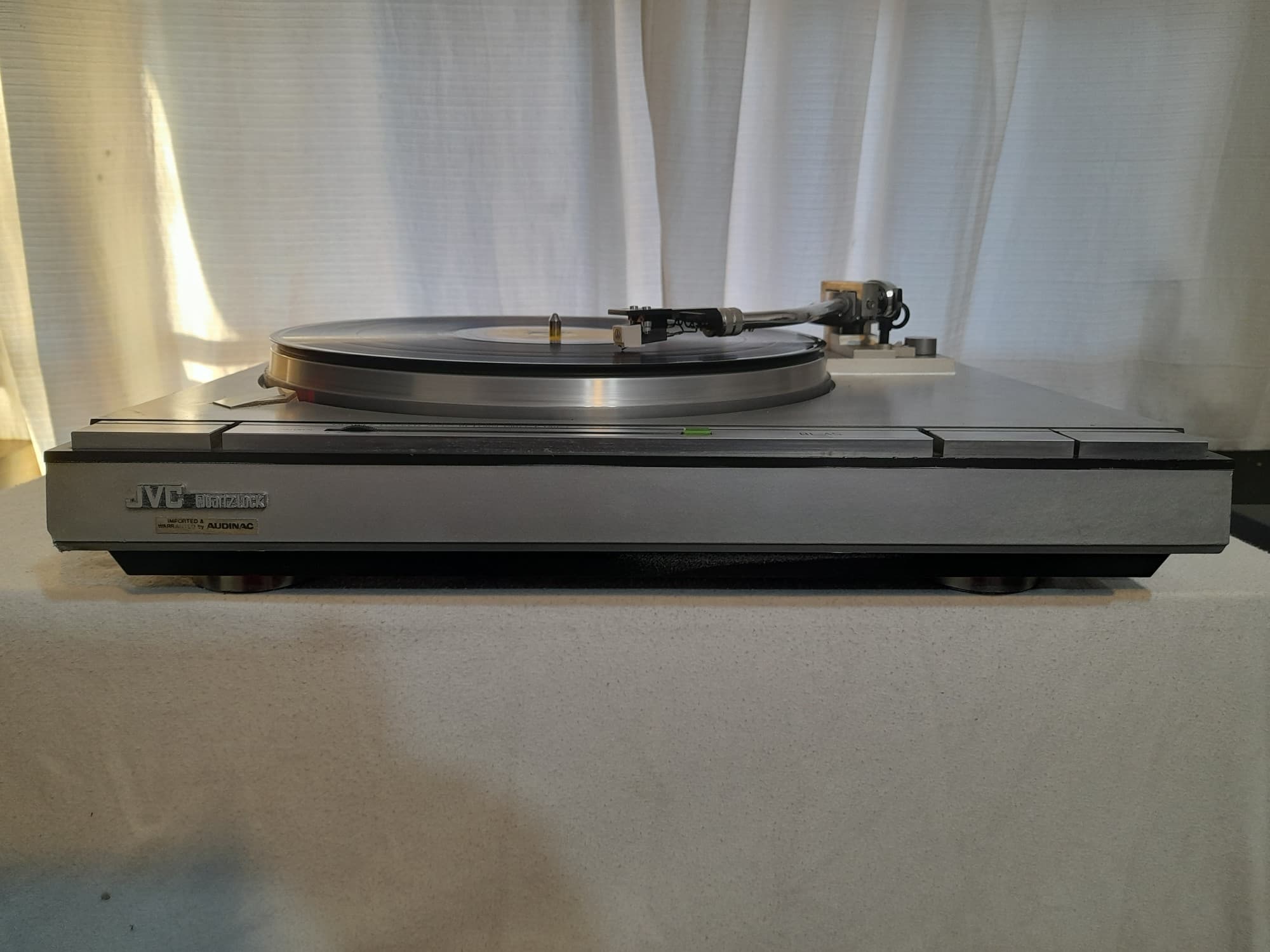 Tornamesa Tocadiscos JVC QL-A5, vintage.