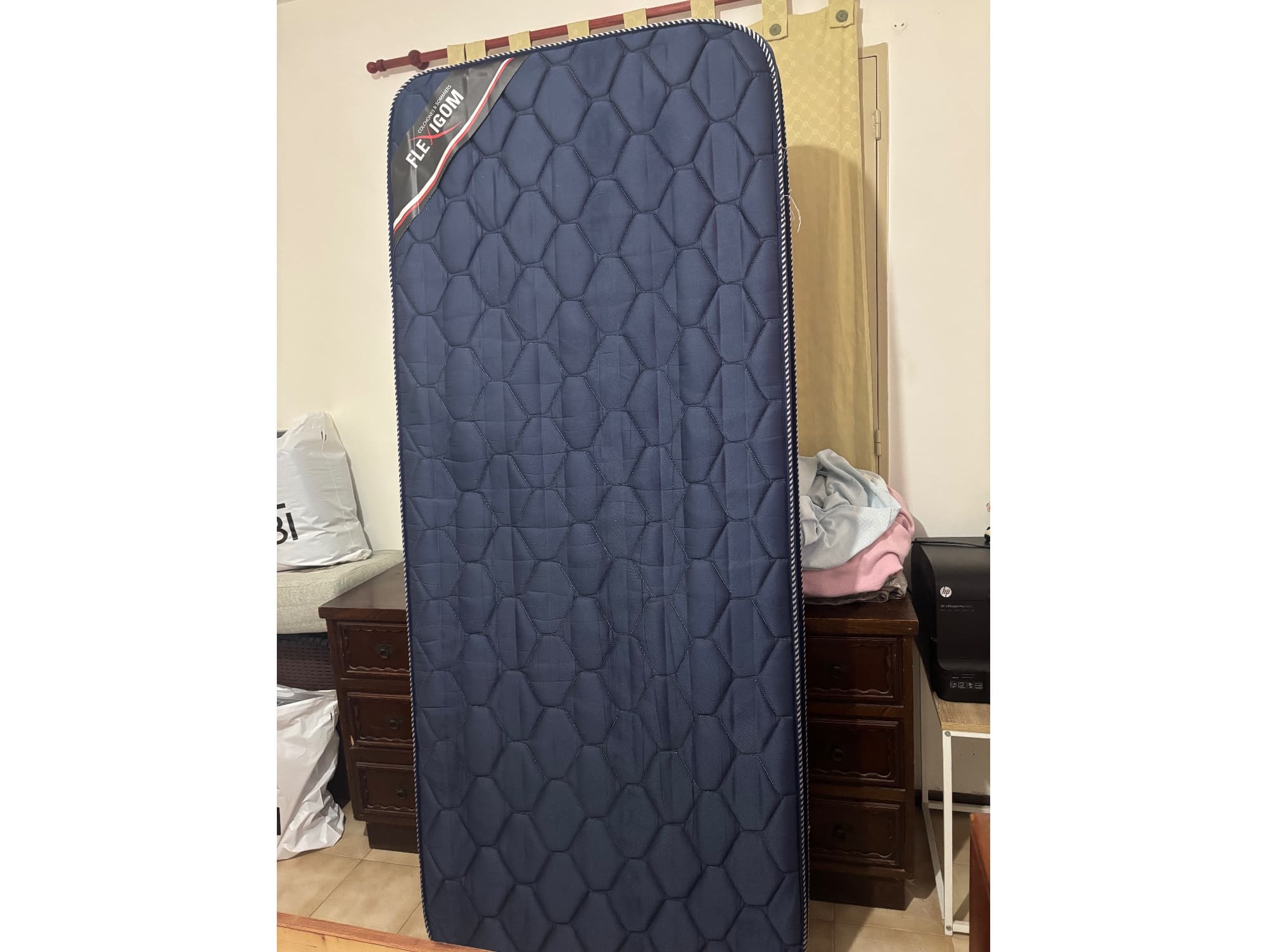 Vendo colchon menos de un año de uso