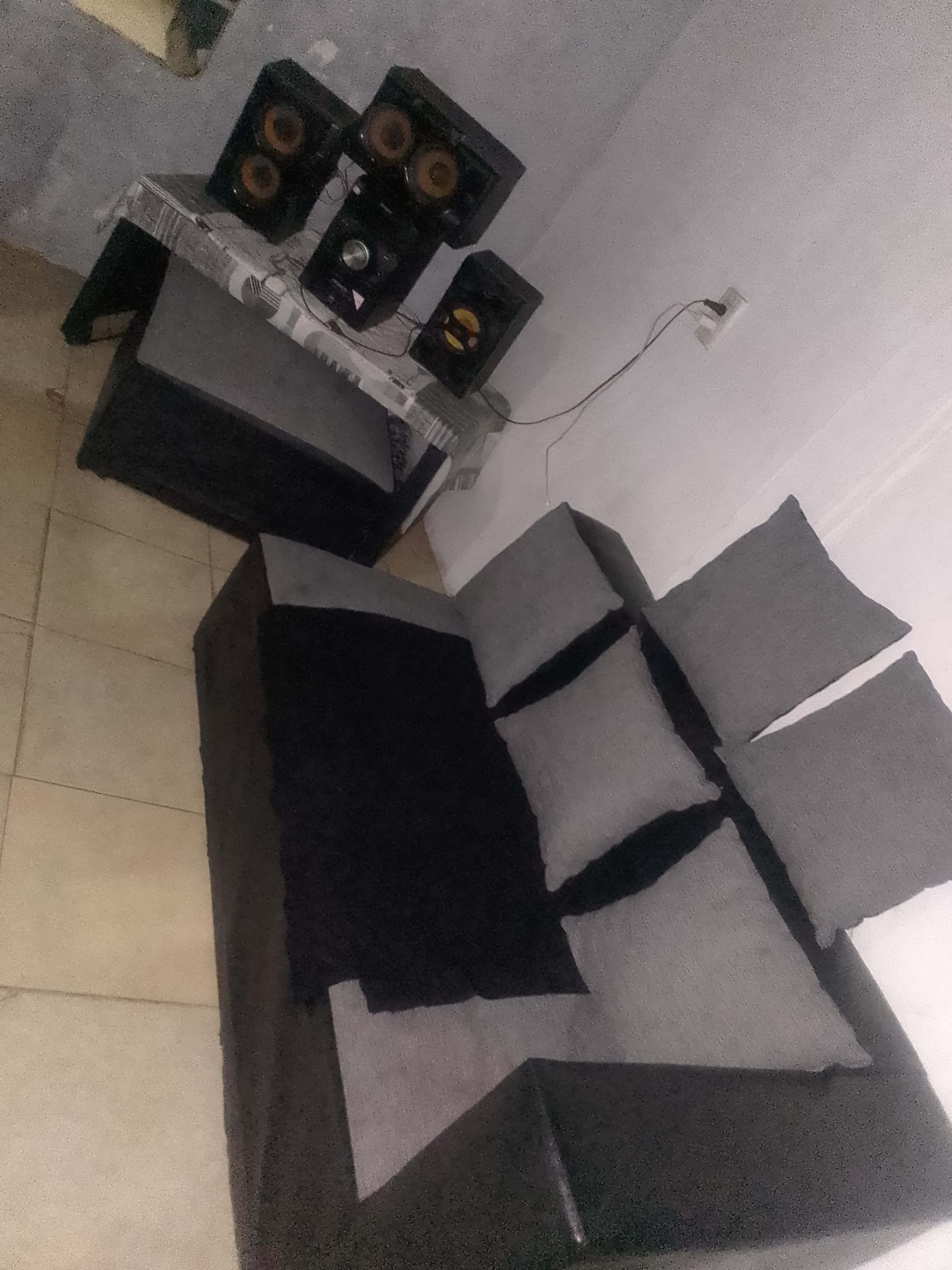 Juego de living completo,cocina y garrafa, modular,equipo de musica