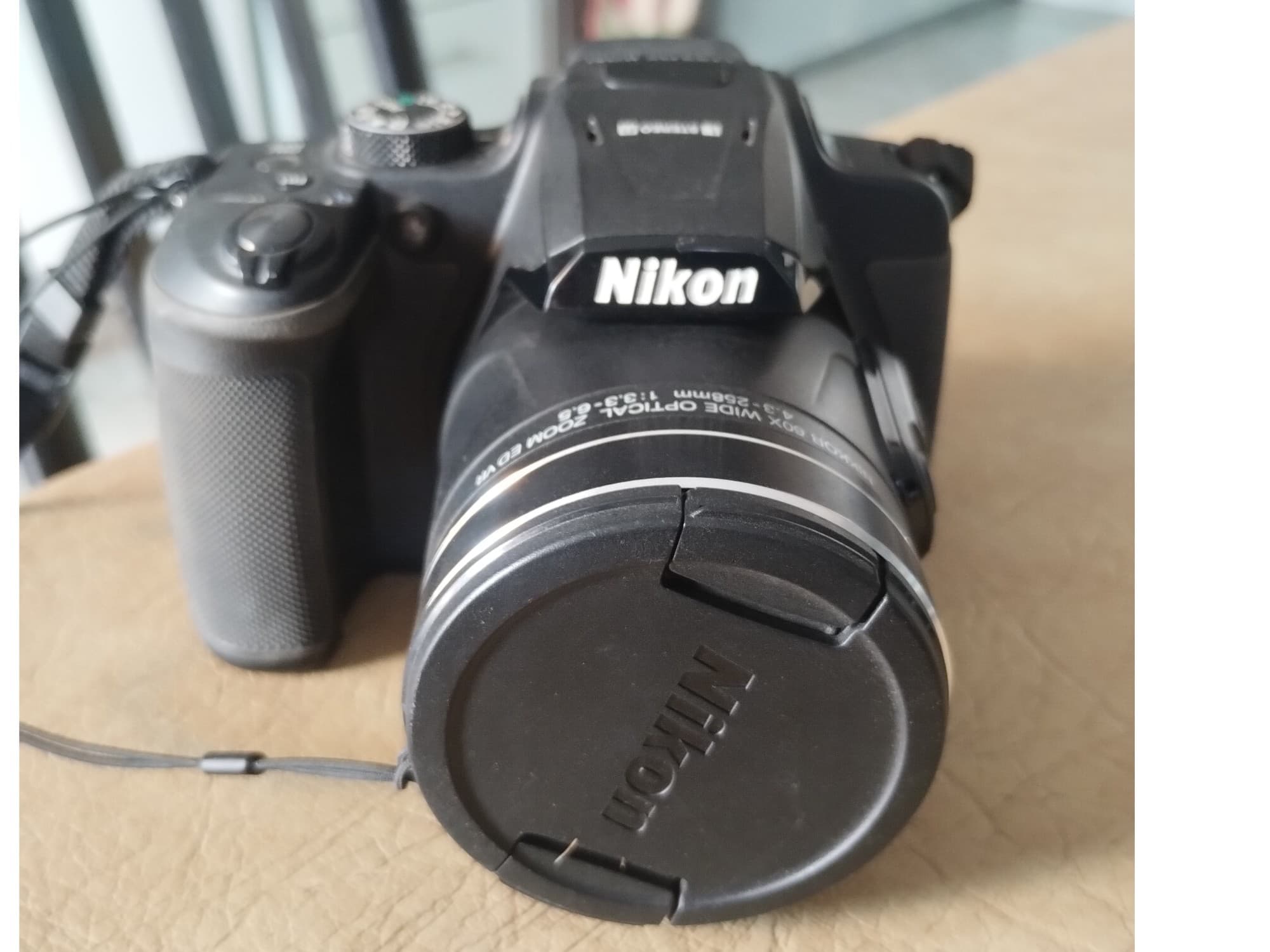Camara Fotografica Digital Nikon coolpix B700