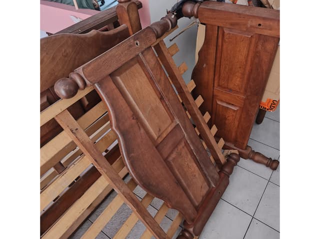 Vendo cuchetas de algarrobo