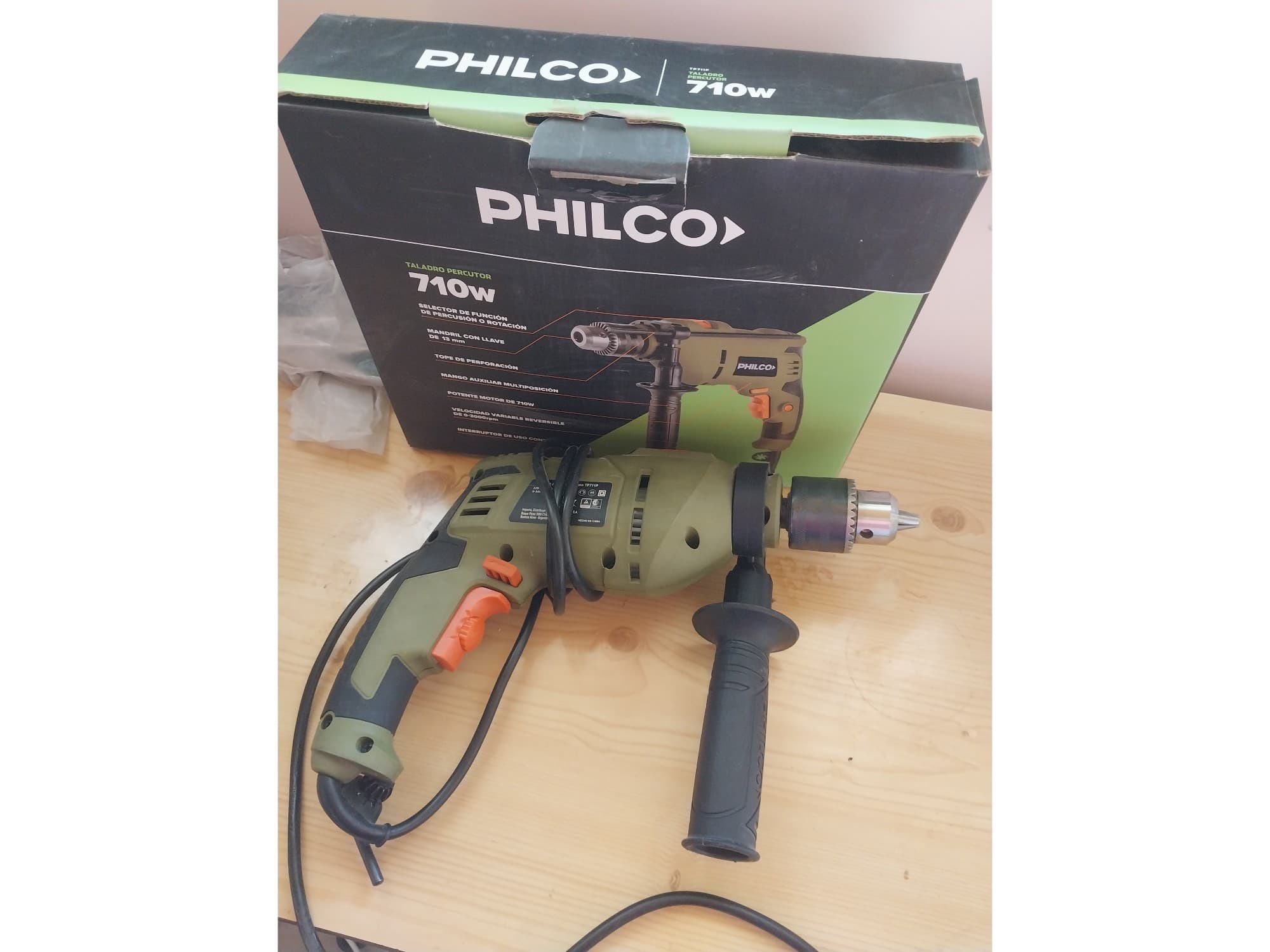 Taladro Philco 710w