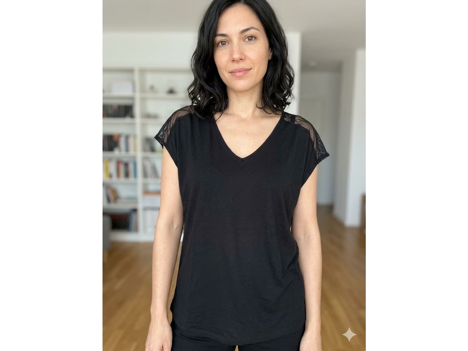 Remera mangas de gasa y hombros descubierto
