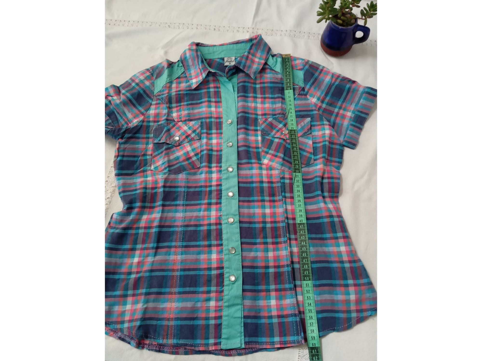 Camisa entallada, manga corta IMPECABLE