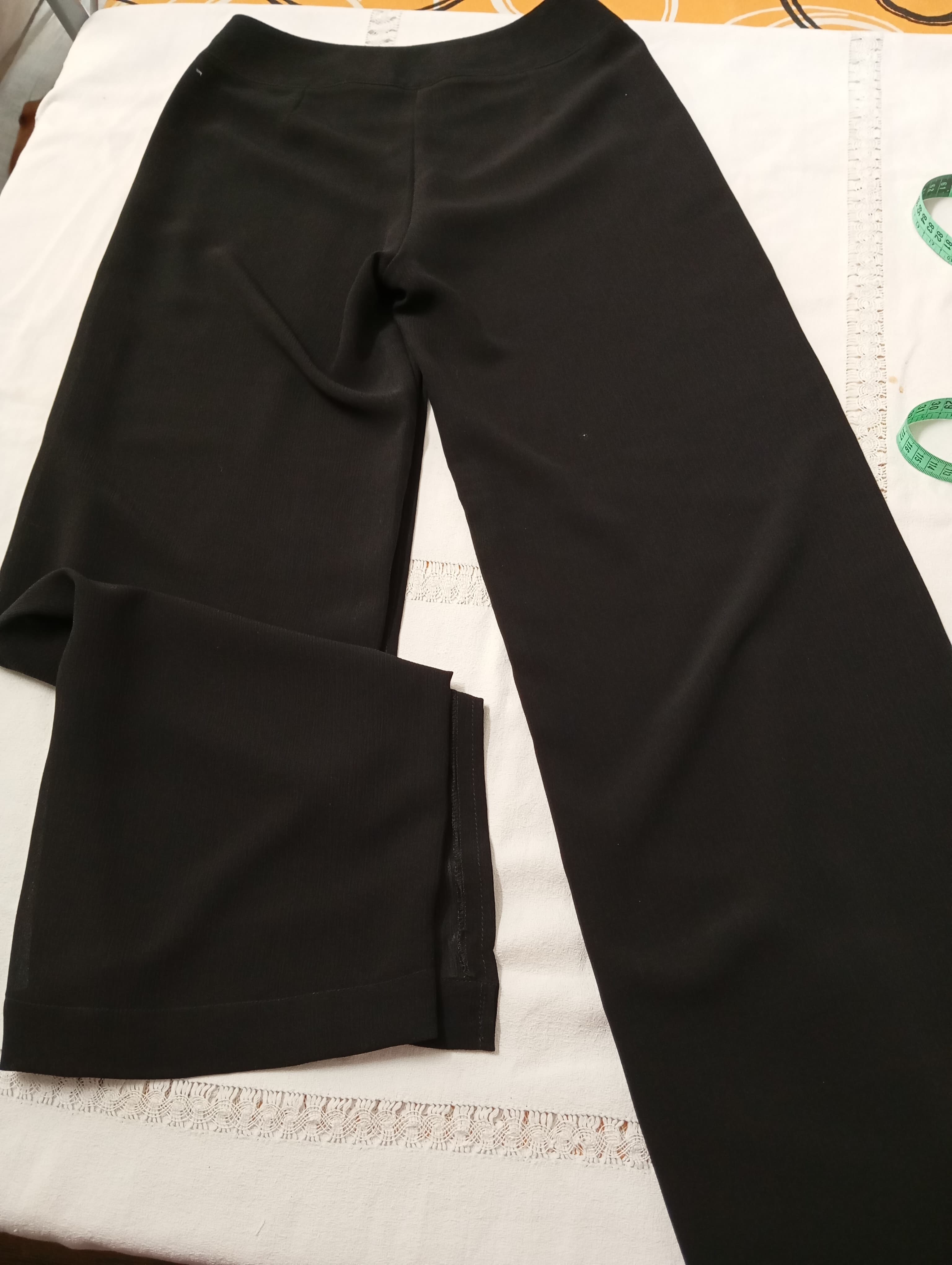 Pantalon palazzo de fiesta, diseño italiano. IMPECABLE