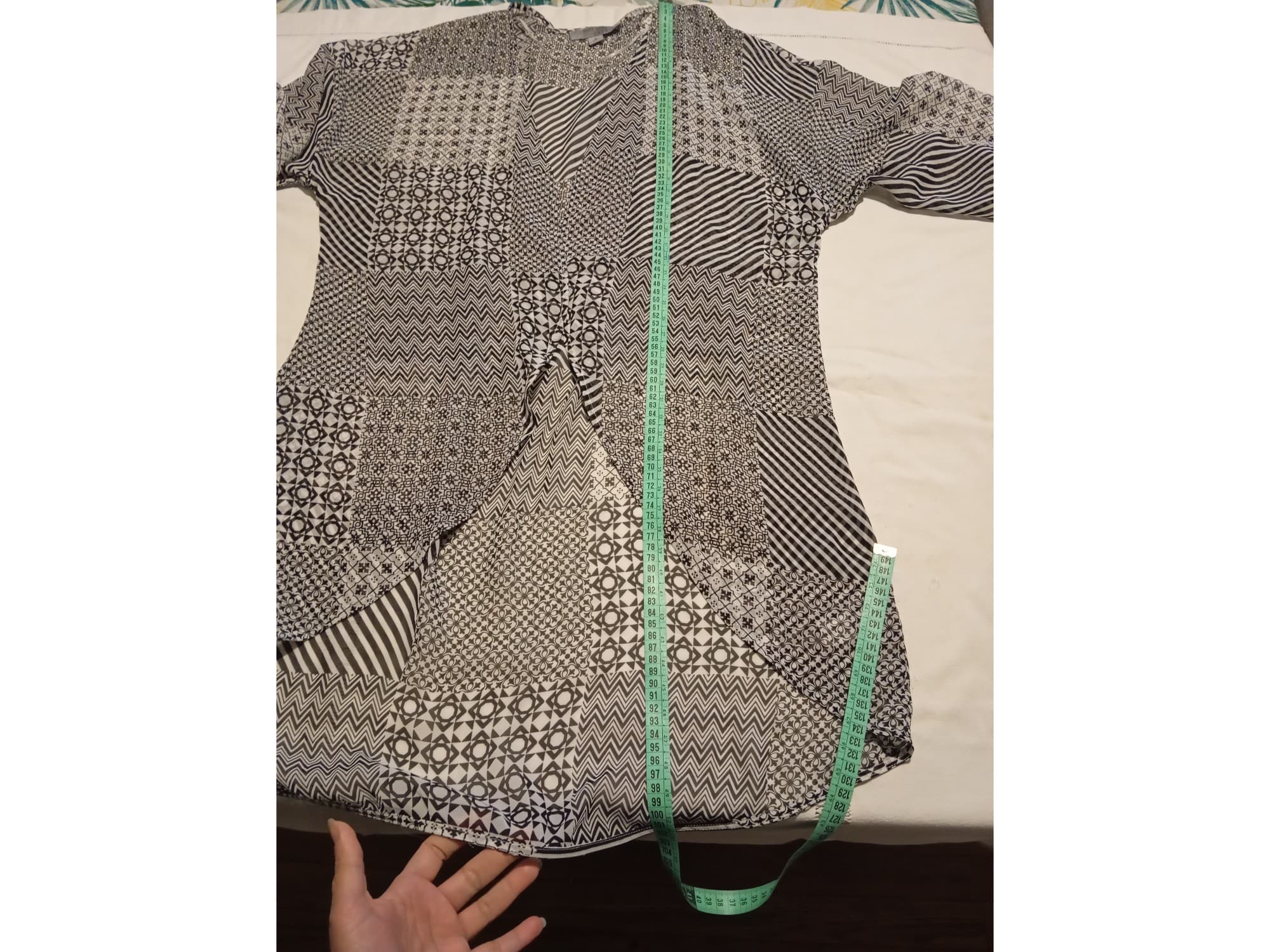 Kimono largo, transparente. Mangas tres cuartos. NUEVO