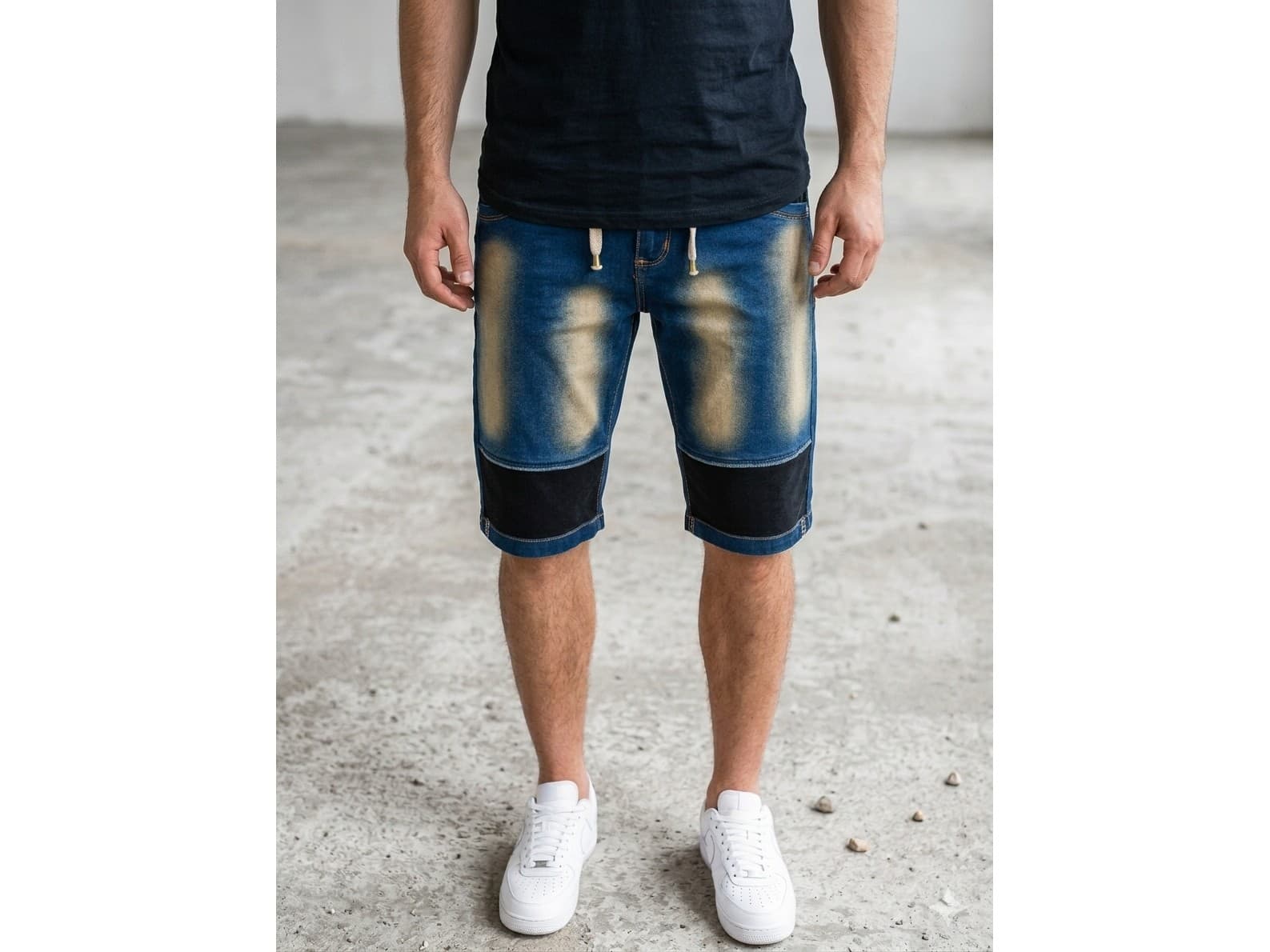Short de jean elastizado, combinado para hombre. Impecable