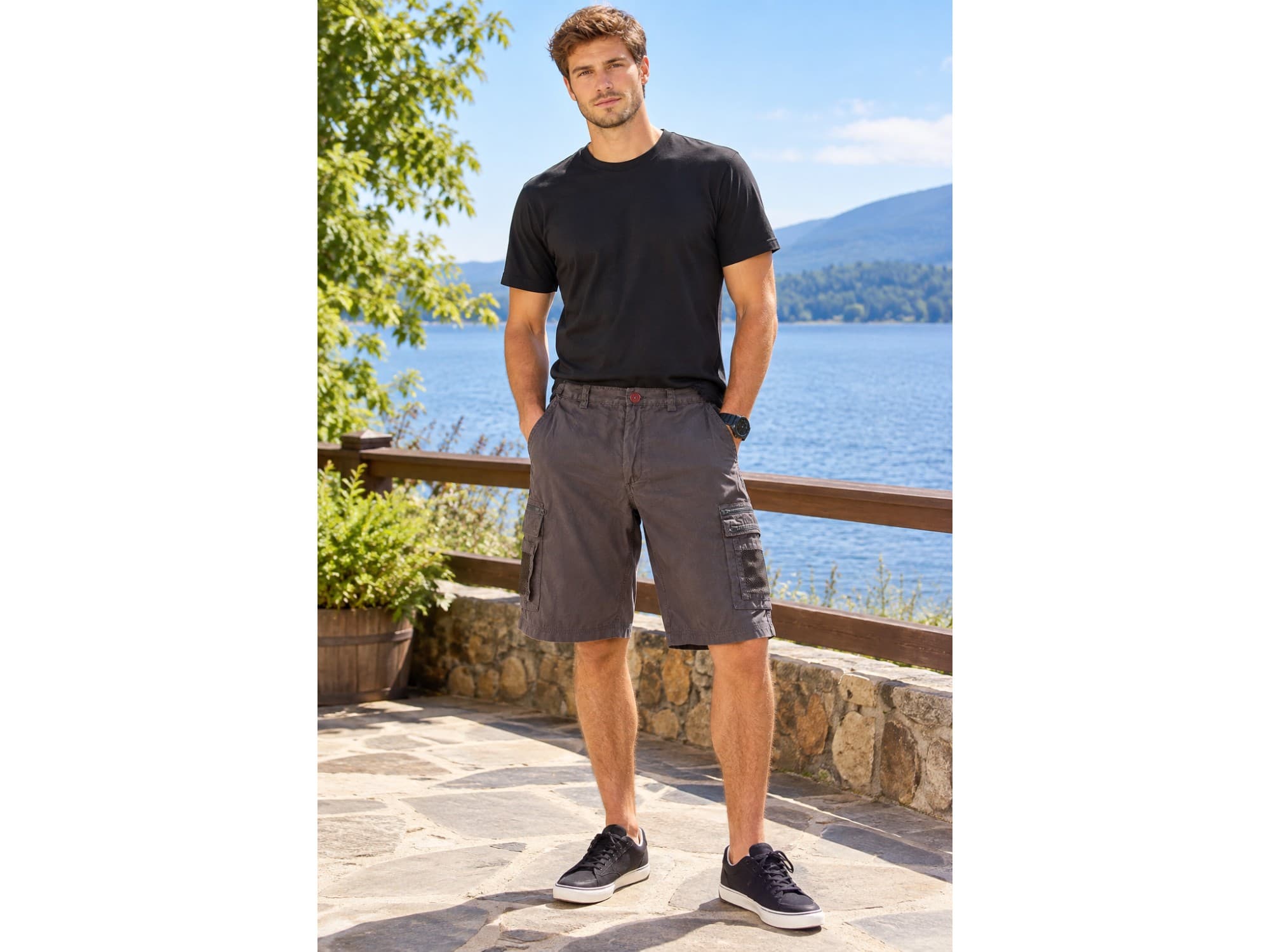 Bermuda cargo para hombre. Impecable