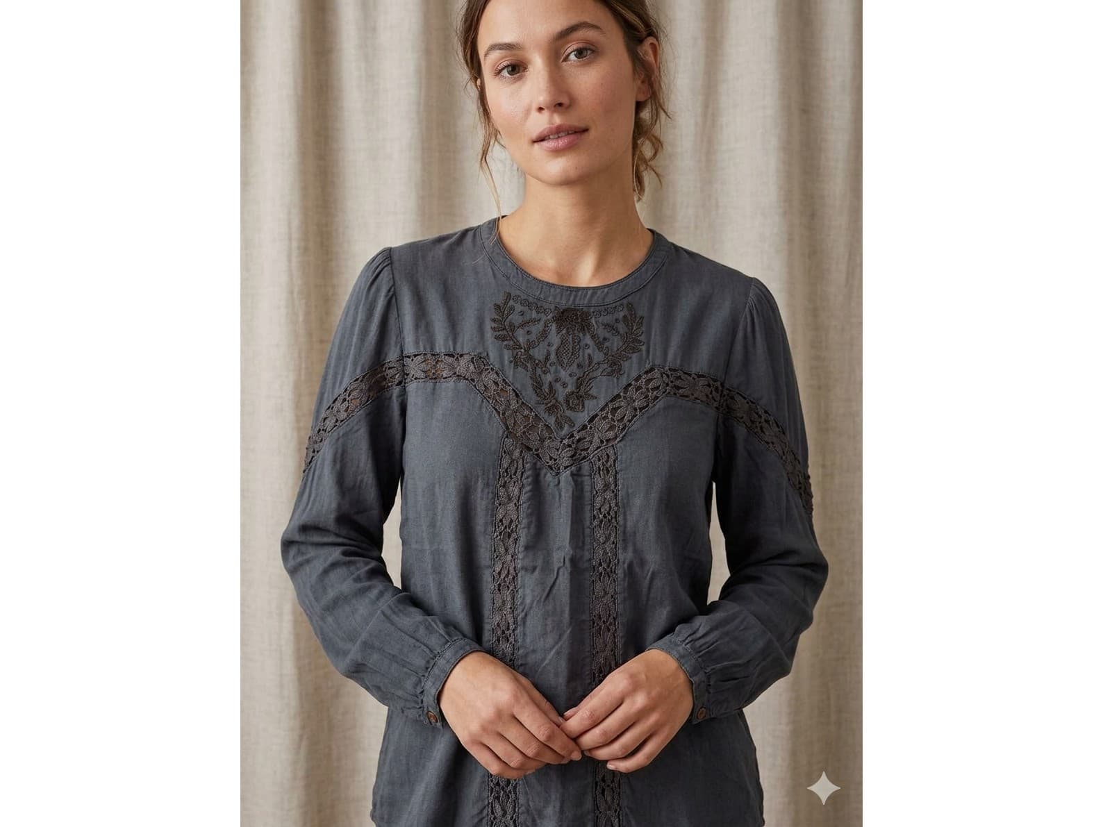 Blusa combinada, manga larga. Rapsodia. Impecable