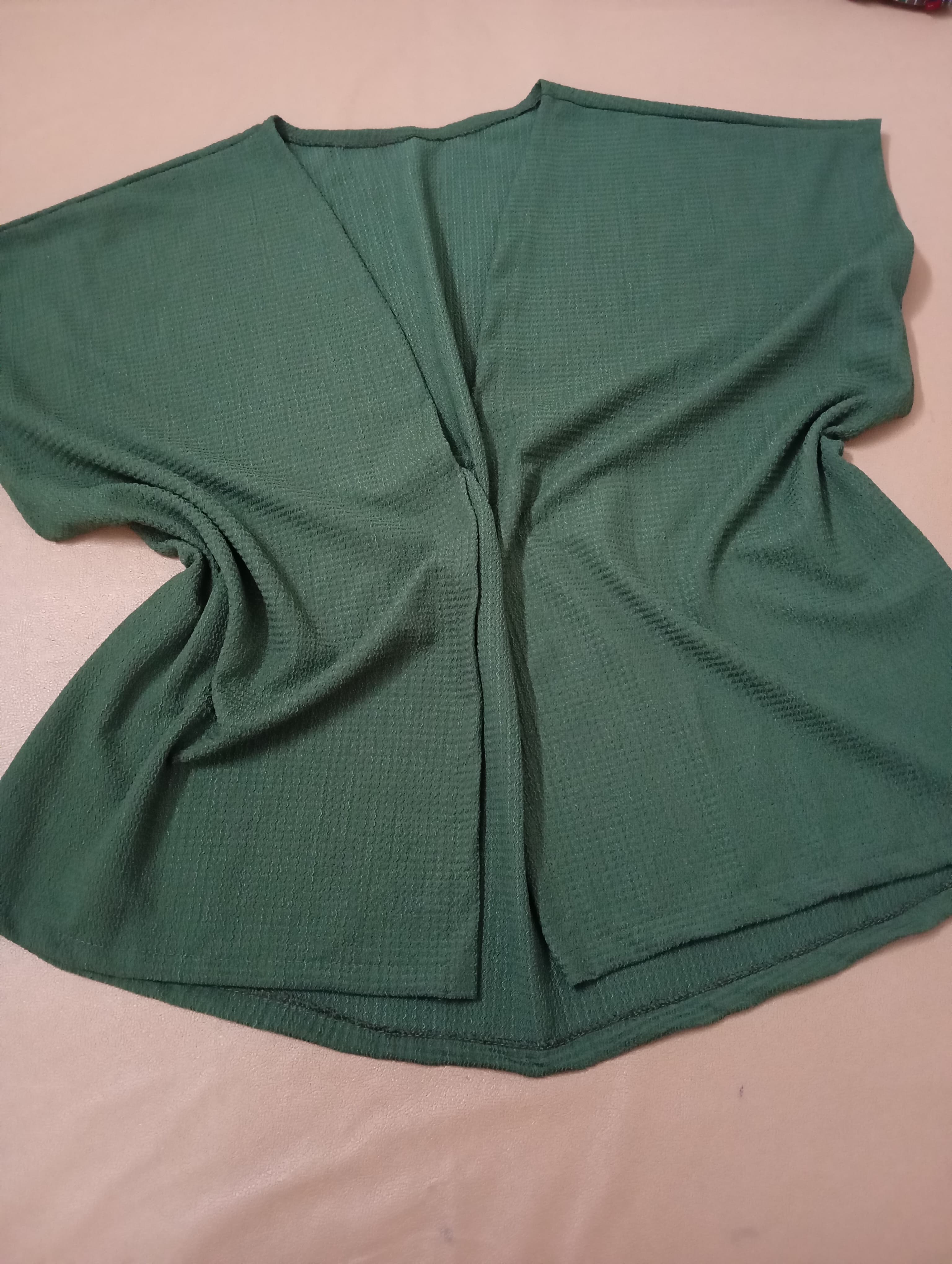 Kimono verde manga estilo americana. NUEVO