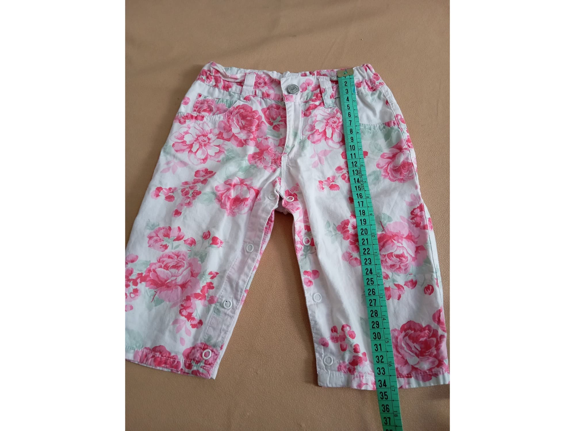 Pantalon pañalero de nena. IMPECABLE