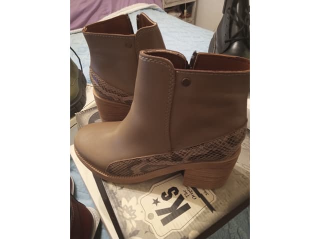 Botas y borcegos de cuero