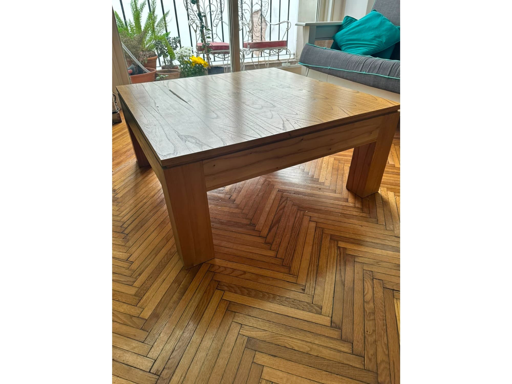 Mesa Ratona de Centro Cuadrada – Madera Maciza