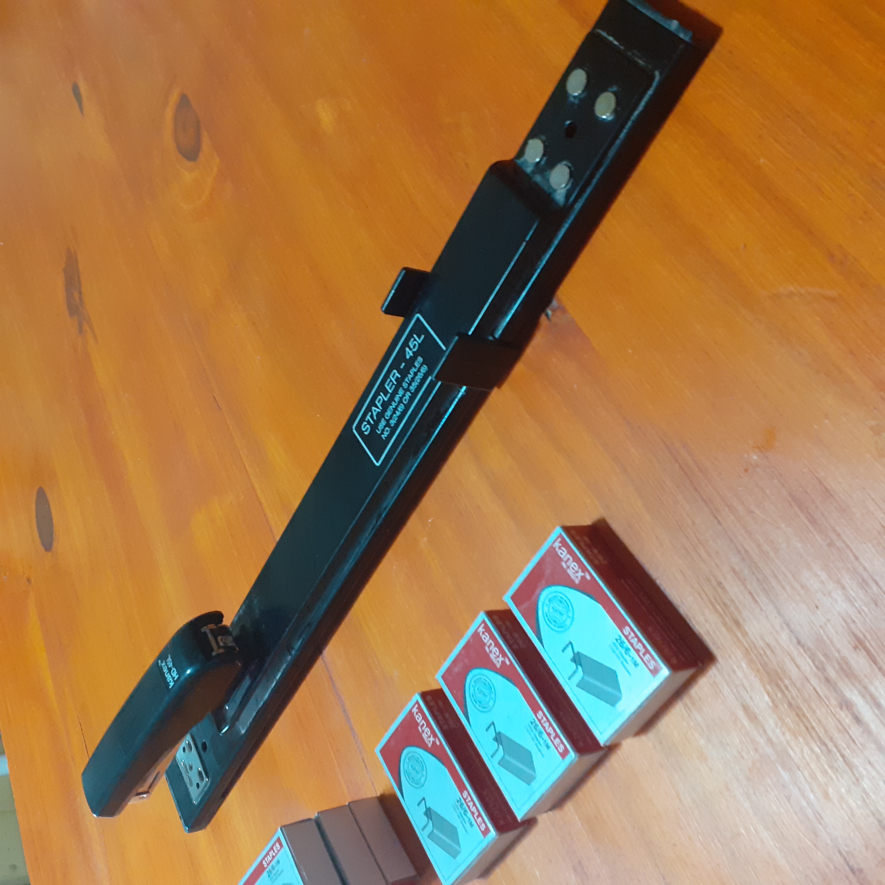 Vendo Abrochadora industrial kANEK brazo largo