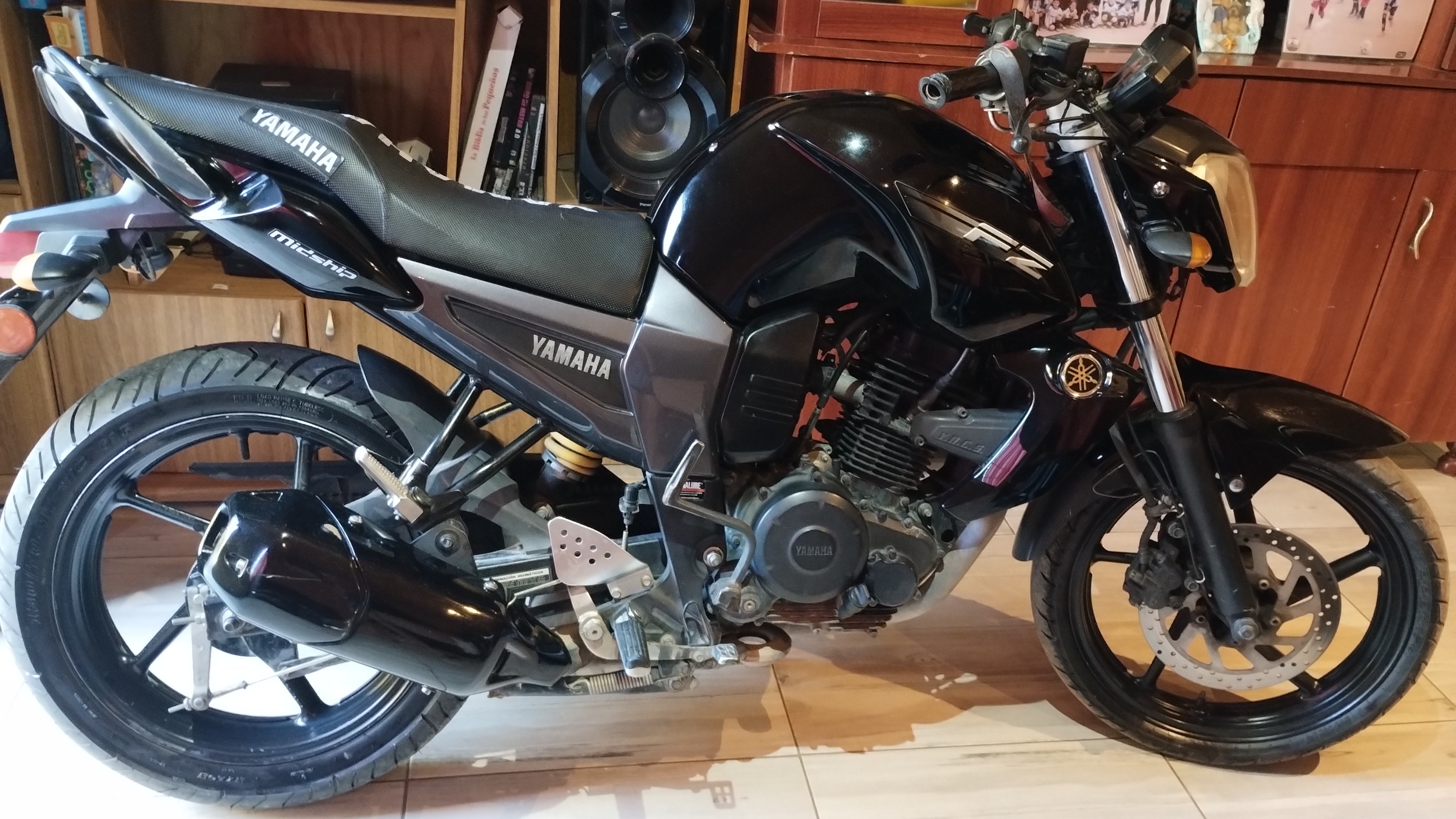 Vendo Moto Yamaha fz16 año 2013
